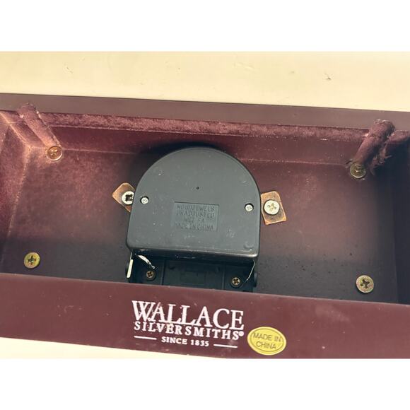 Wallace Silversmiths Cherry Carriage Mantel Clock Battery Operated READ - Picture 6 of 6
